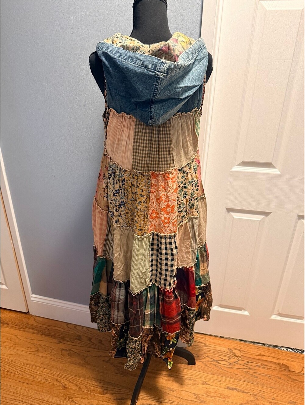 YOUNG THREADS Patchwork Hooded Maxi Duster Dress Denim Boho NWT Medium - Picture 2 of 6